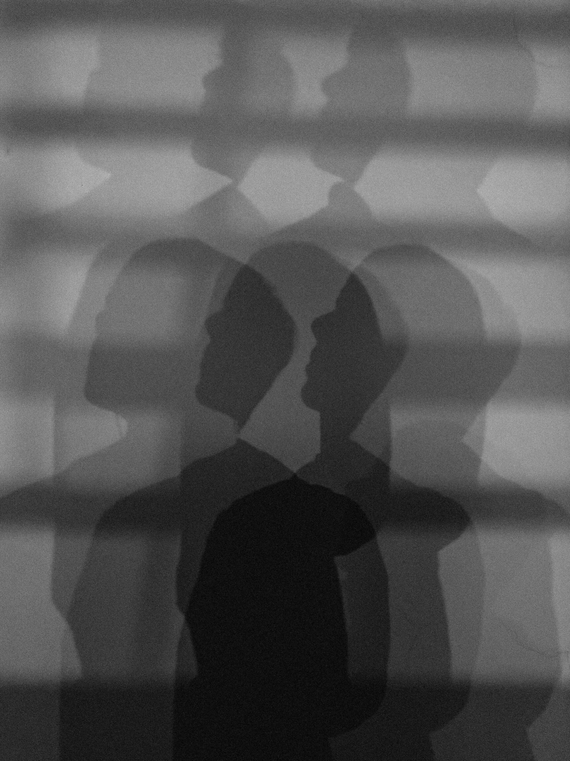 consultation psychologue en ligne
trauma
victime
humanitaires
EMDR
TCC